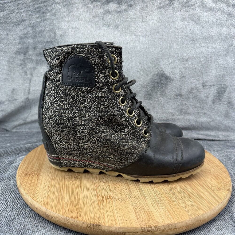 Sorel Lexie Wedge Boots Womens Size 8.5 Black Ankle Lace Up NL2265-010